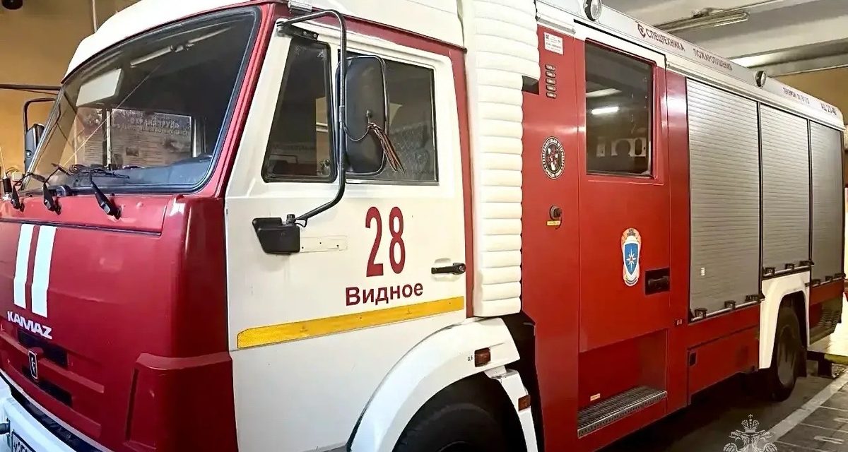 При ночном пожаре спасли пятерых, 16-летняя девушка скончалась в больнице
