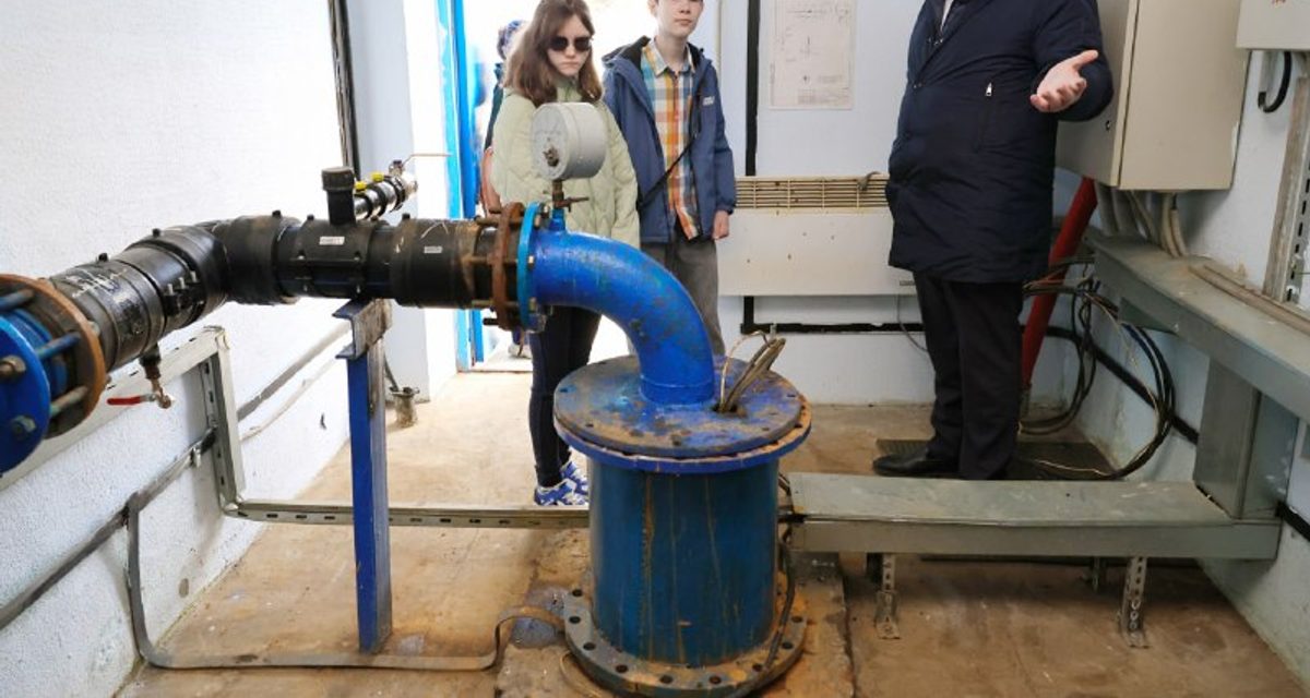 Семиклассники в Мытищах проследили путь воды от скважины до городского крана